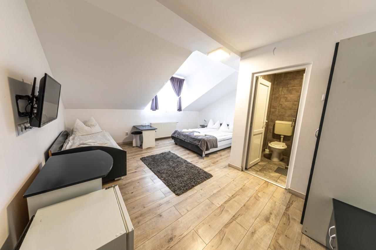 Filo Hotel Георгени Екстериор снимка