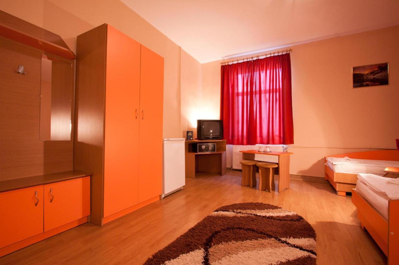 Filo Hotel Георгени Екстериор снимка