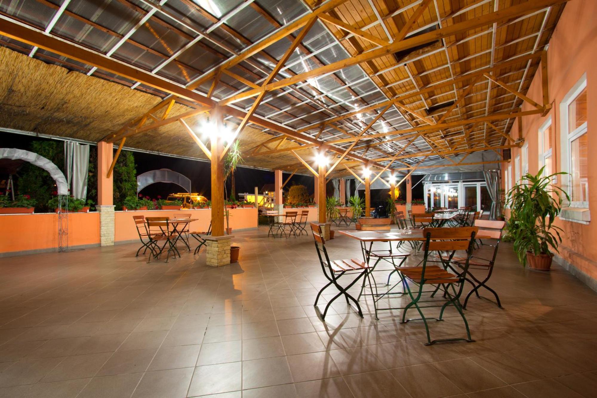 Filo Hotel Георгени Екстериор снимка