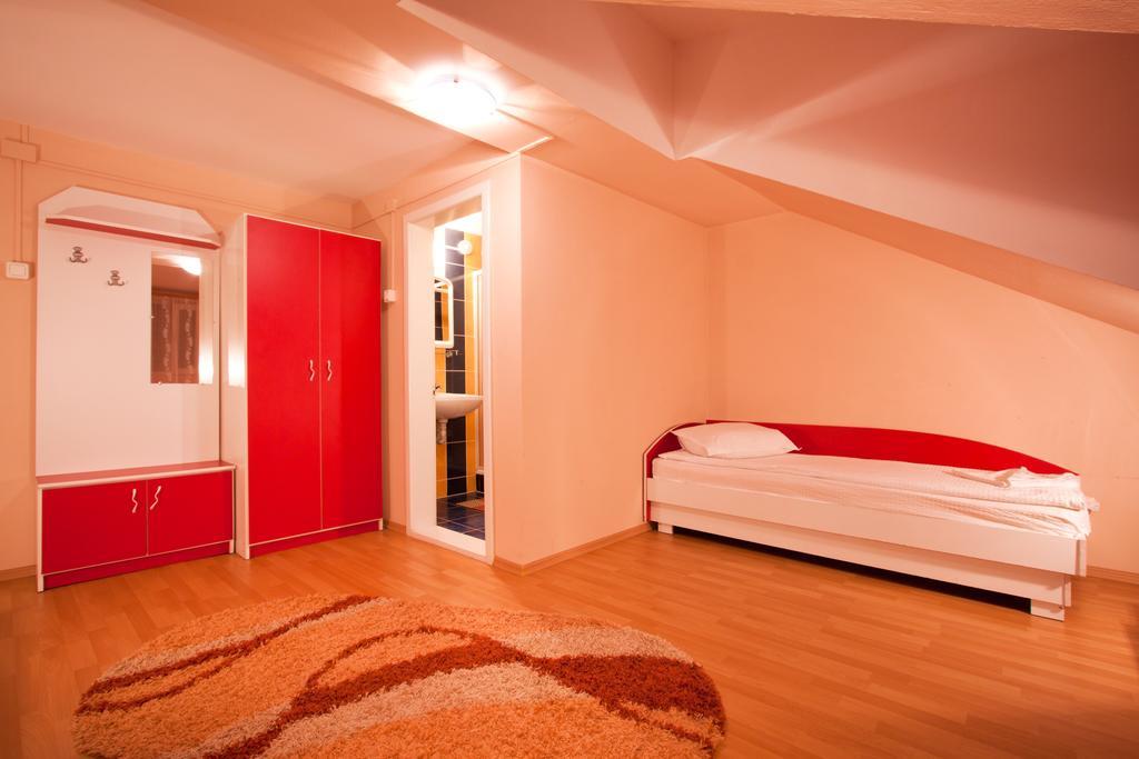 Filo Hotel Георгени Екстериор снимка